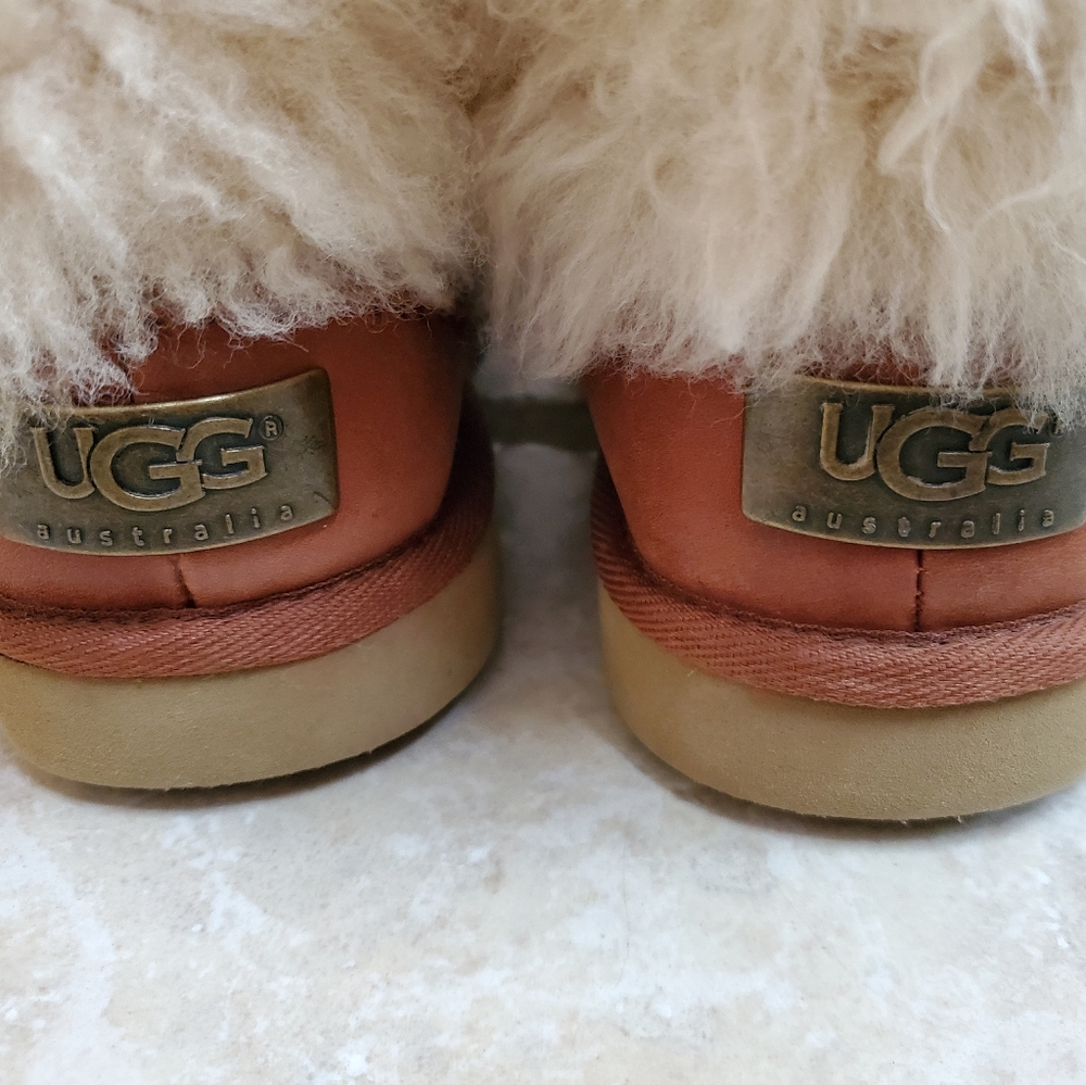 UGG Premium Leather Shearling Boots Size 5 - Picture 4 of 9
